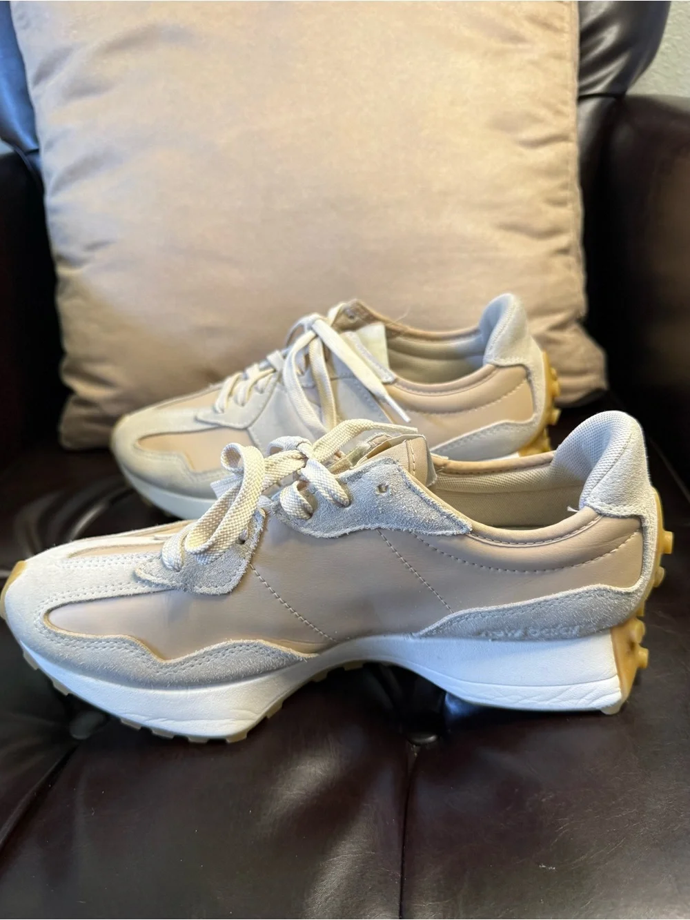 PRE-LOVED NEW BALANCE 327 BISQUE/CLAY SUEDE SNEAKERS - Sz Women’s 9.5/Men’s 8